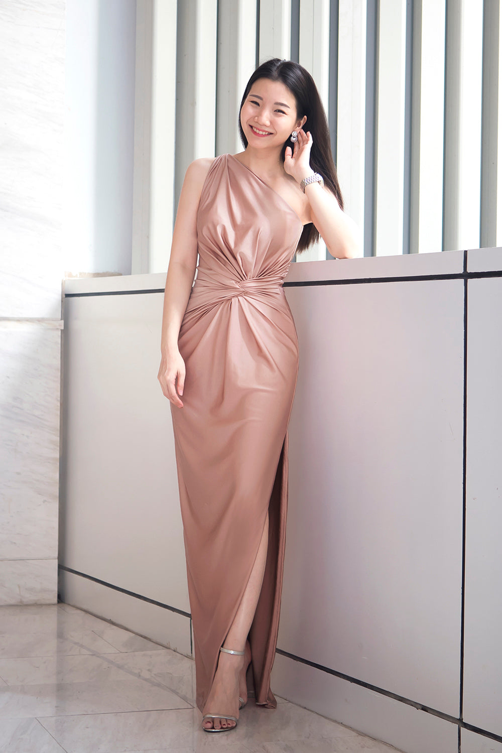 model in dusty rose one shoulder spandex bridesmaid dress